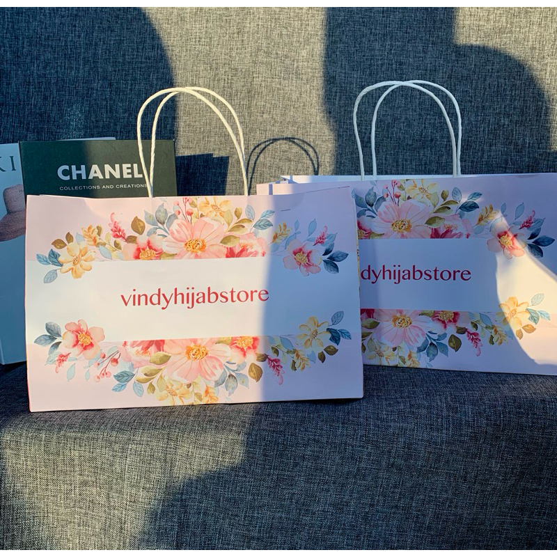 

paper bag vindyhijabstore / paper bag