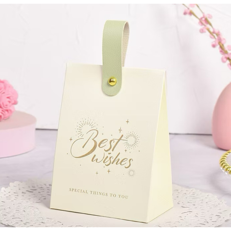 

Candy Box / Kotak Permen / Souvenir Box Sangjit Wedding Teapai Leather Handle
