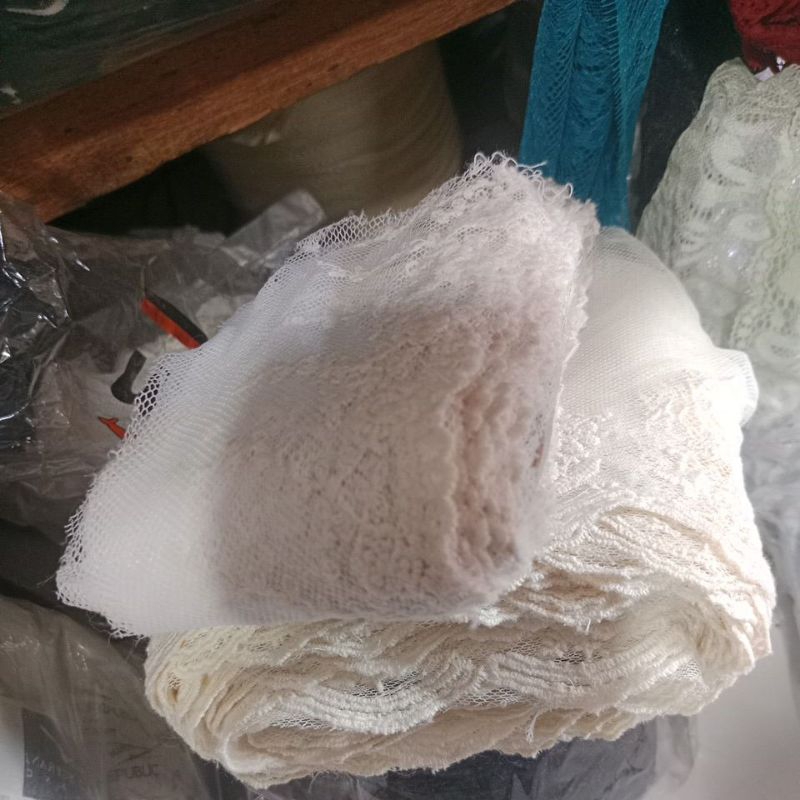 renda tile kecil dan besar harga per rol