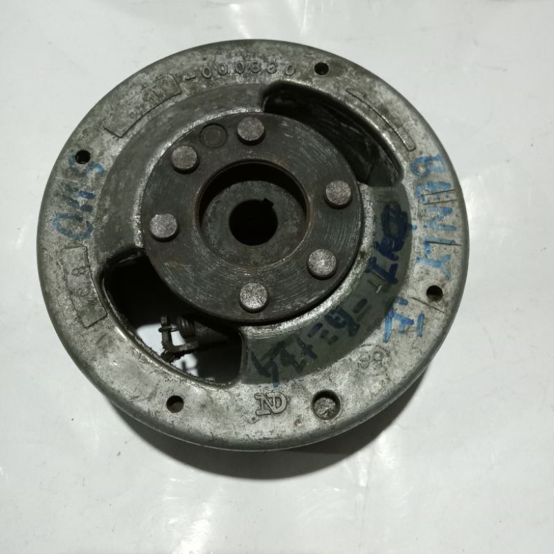magnet magnit Honda benly S110 original