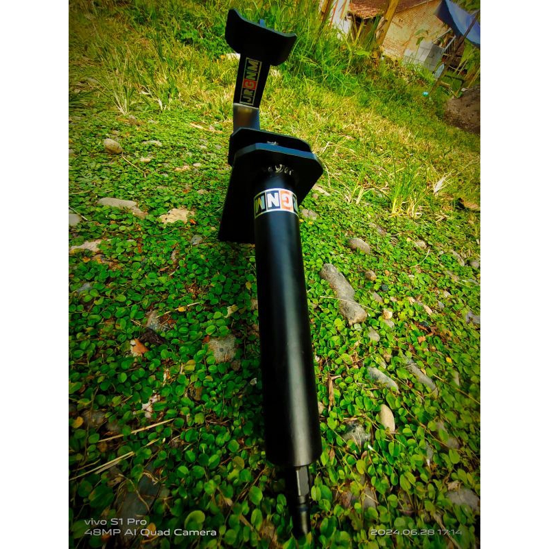 Alat buka ban motor tubles pneumatic