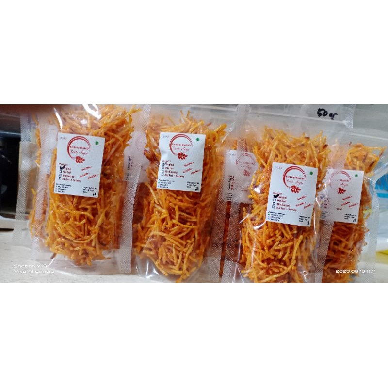 

Kentang Mustofa berat 50gr (isi 5pouch)