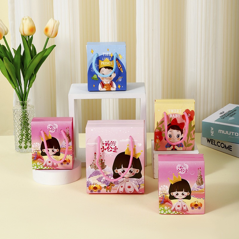 

RD Goodie Bag Ulang Tahun Kotak Snack Ulang Tahun Bingkisan Snack