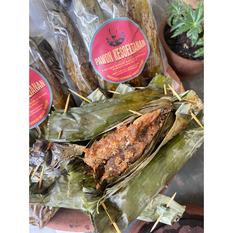 

PEPES IKAN / PELASAN TONGKOL khas BANYUWANGI (best seller)