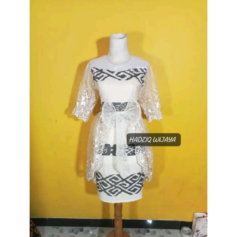 DRESS TENUN MIK BROKAT PUTIH