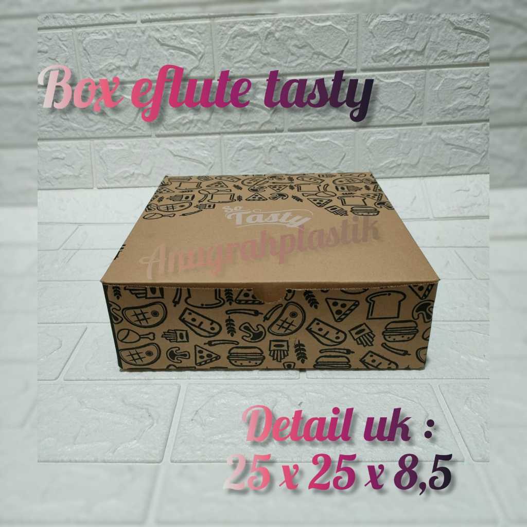 

Box Coklat Motif uk 25 x 25 x 8,5 cm / Dus Kue Kotak Coklat PER 10 PCS