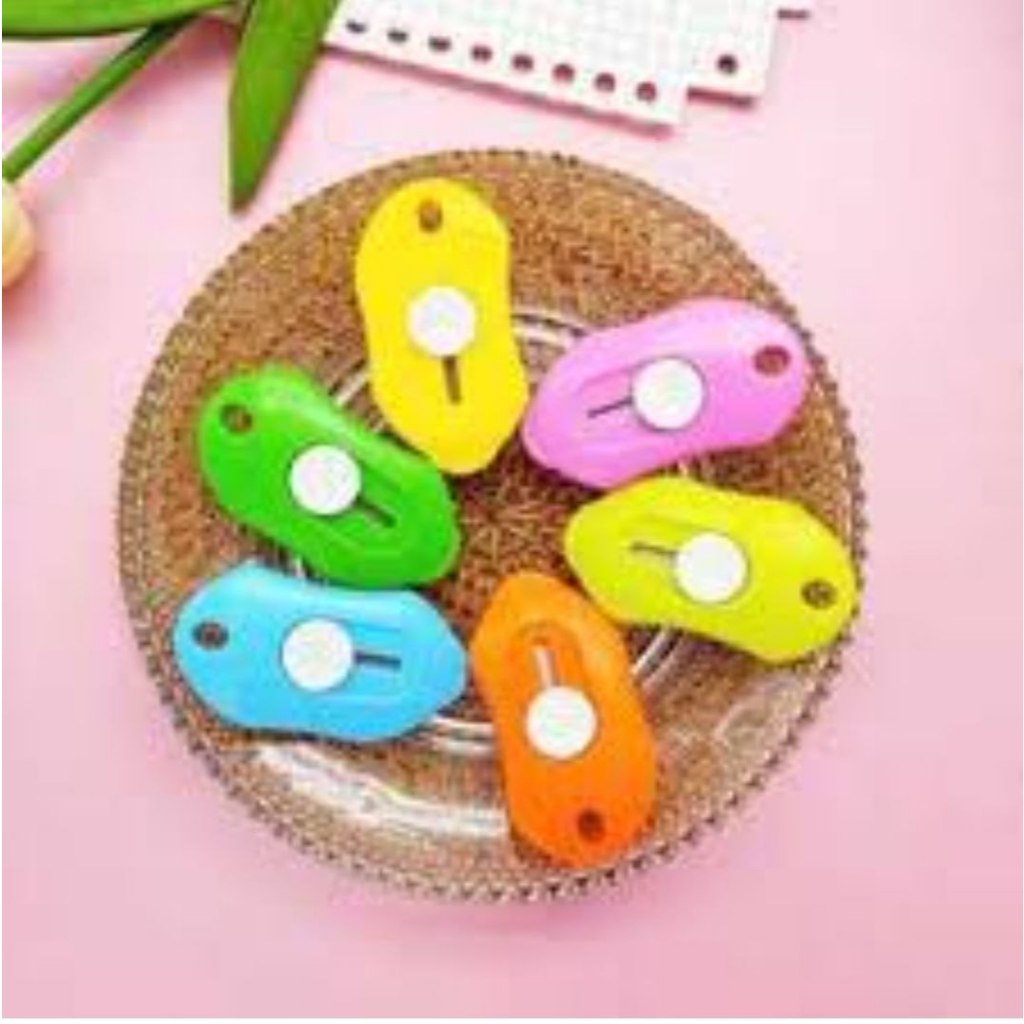 

Cutter mini lucu pisau kecil papper cut varian warna - Hijau
