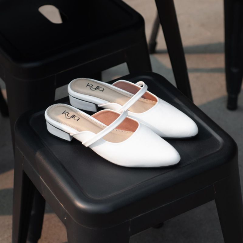 SANDAL SLOP WANITA/SEPATU SLOP WANITA/SANDAL KYLA/SEPATU WANITA