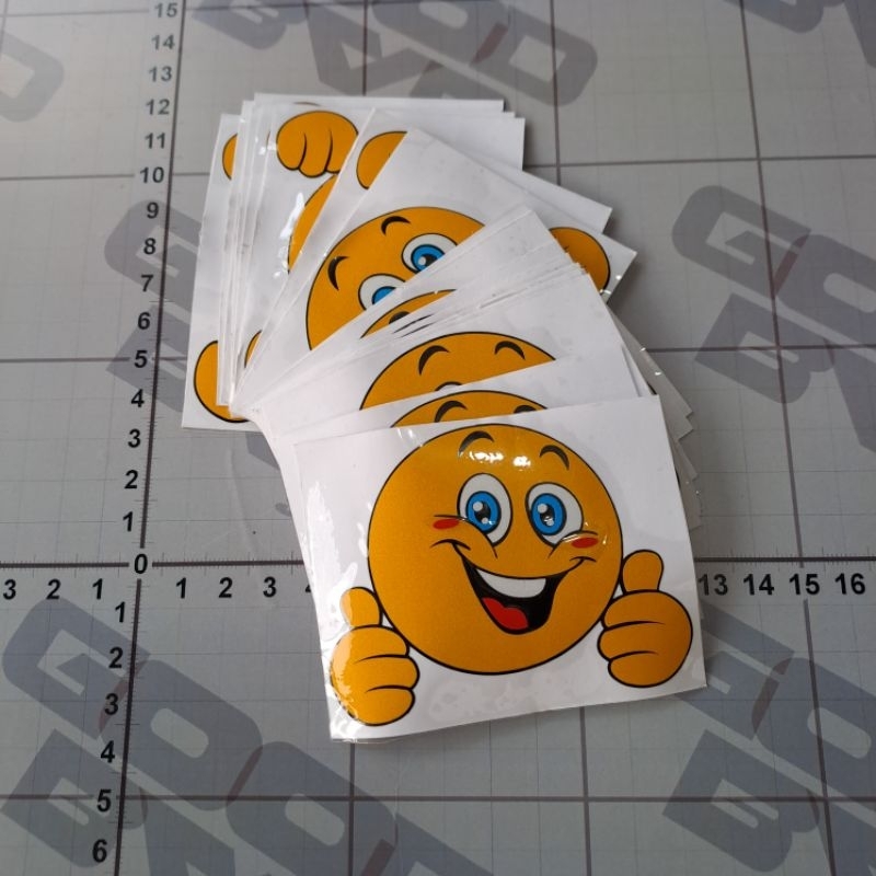 

STICKER CUTTING EMOT LUCU
