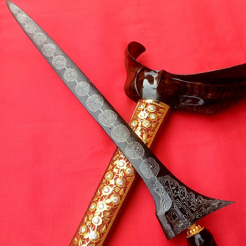 Keris Brojol Pamor Melati Tumpuk