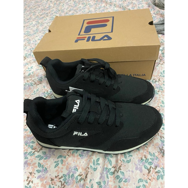 SEPATU SEKOLAH ANAK FILA SIZE 37 ORIGINAL