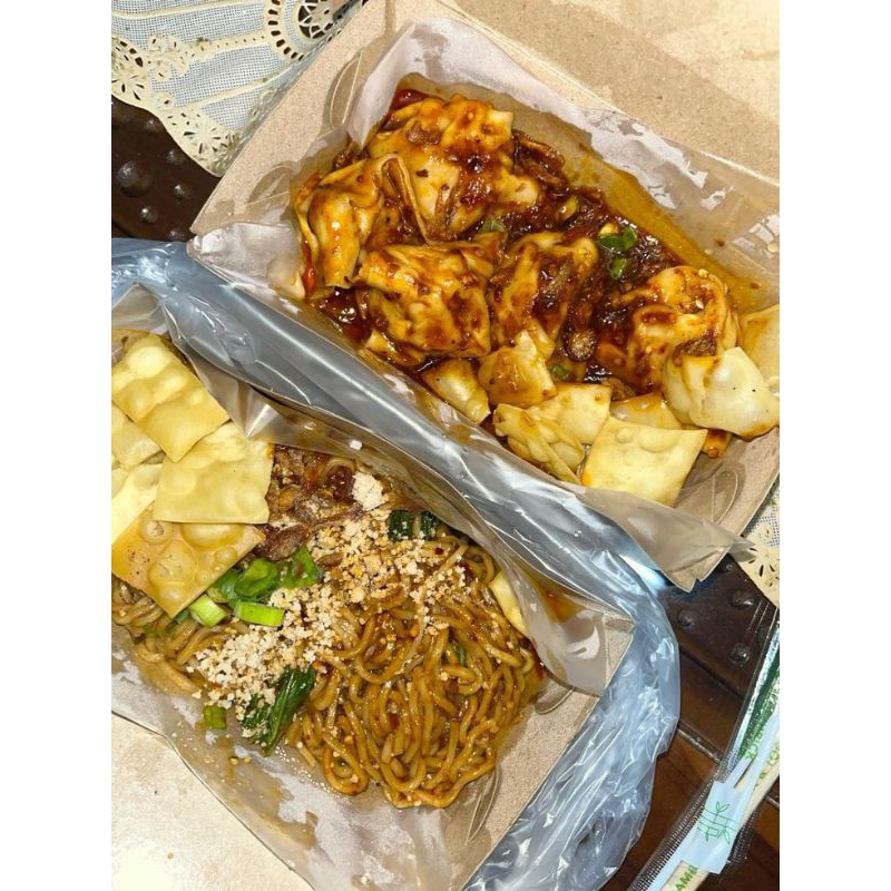 

Pangsit Pedas Chilioil (Pangdas)