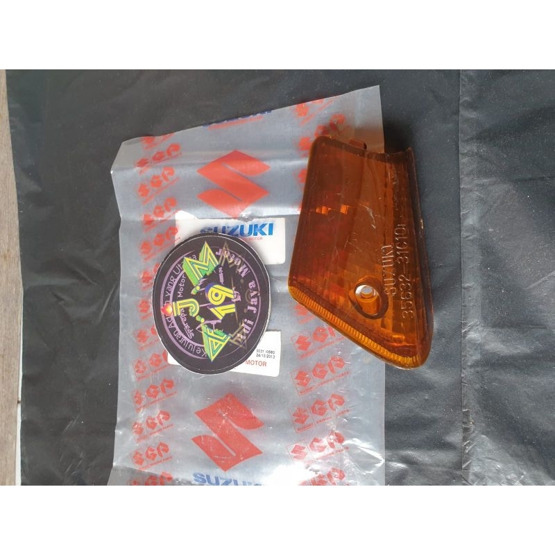 Mika Sein Sen Depan Kiri Suzuki RC110 Crystal Original