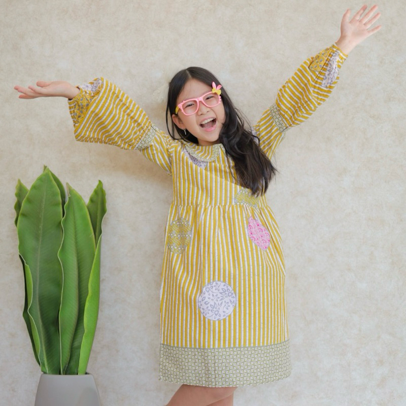 NEW DRESS TUNIK BATIK ANAK RUFFLE KUNING HITAM BIRU CANTIK LENGAN PANJANG LENGAN BALON BAGUS MOTIF K