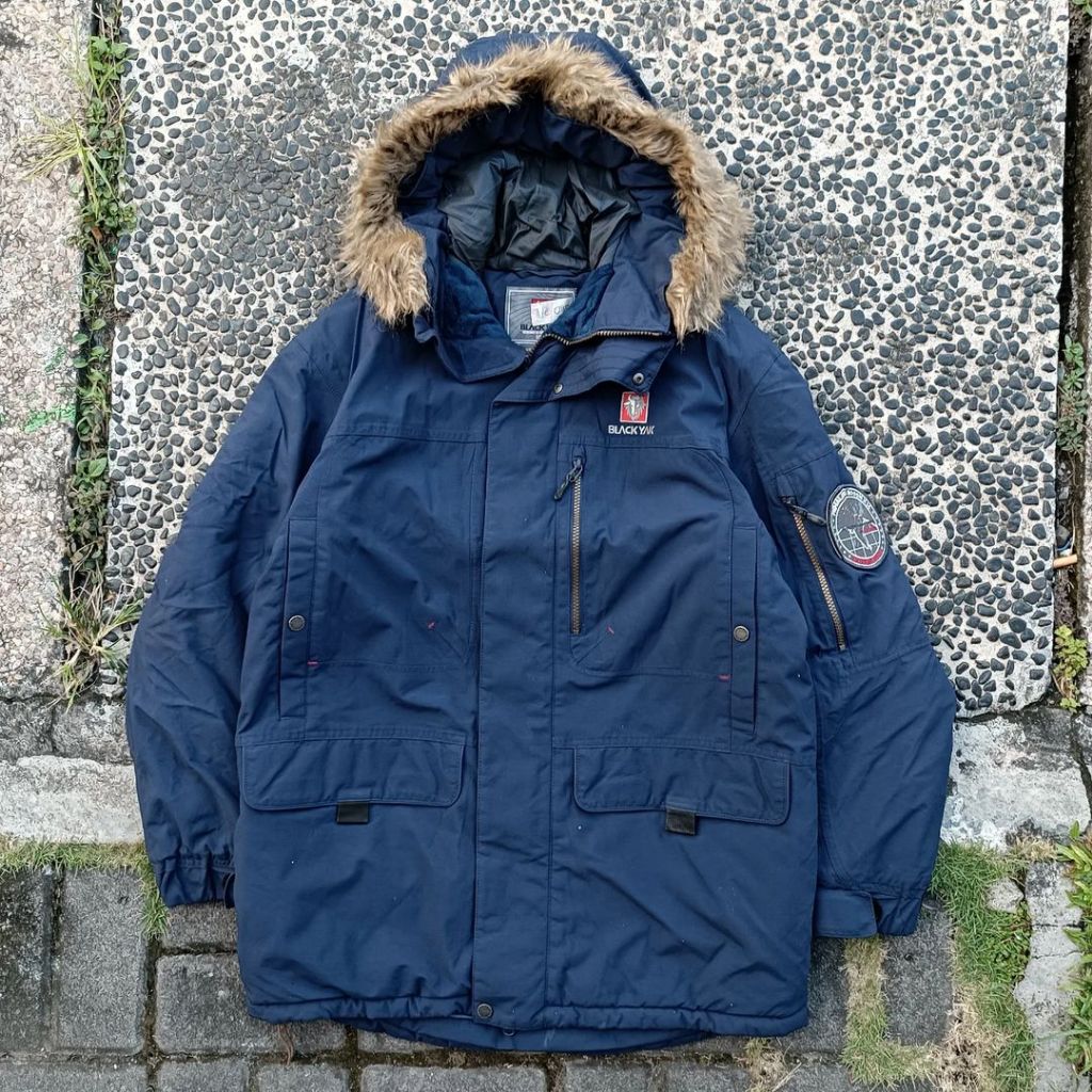 Jaket Outdoor Winter Musim Dingin Pria Black Yak Original Size L