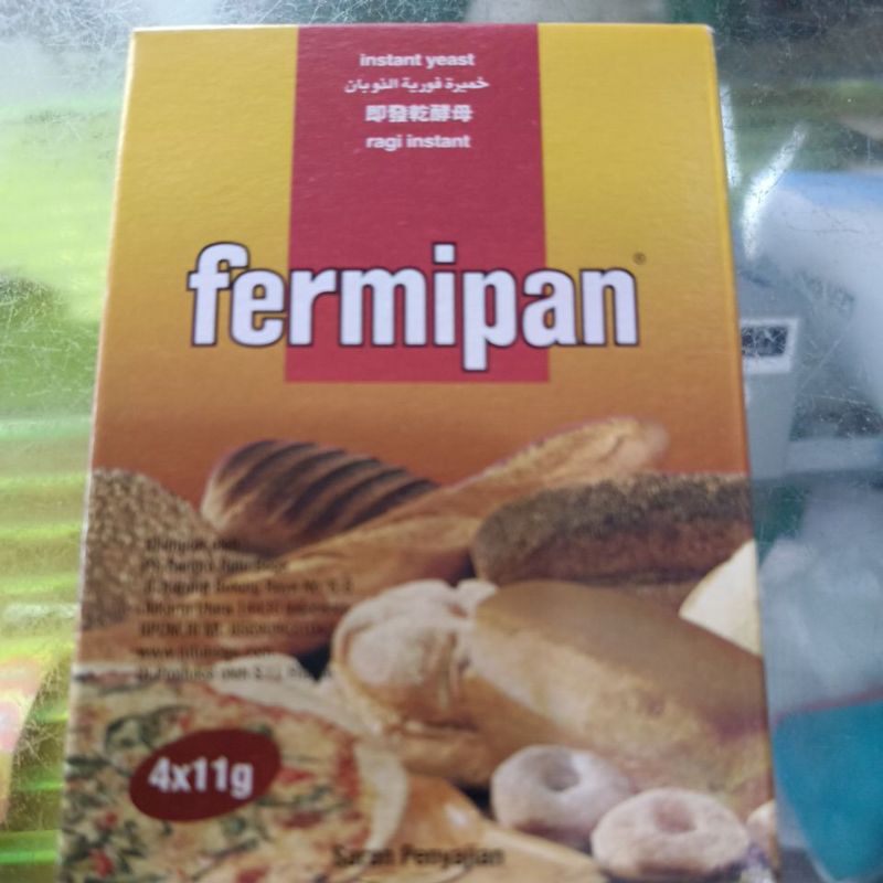 

Fermipan ragi sachet per bungkus @11g