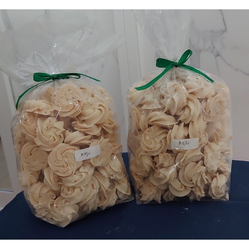 

Kue Semprit / S Snack Jadul Rasa Keju 250 gram
