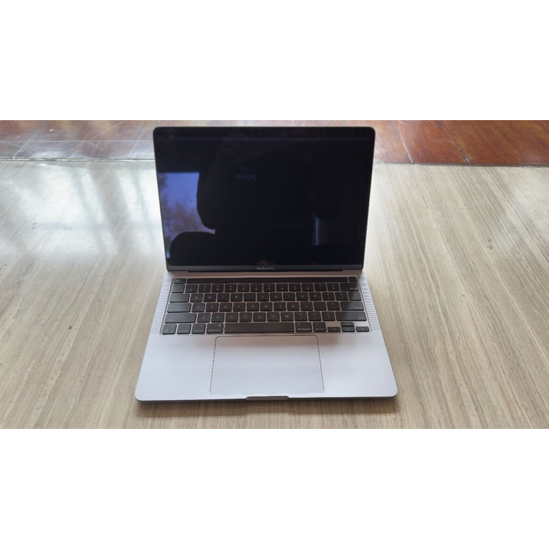 MacBook Pro M2 13.3 inci (Bekas)// 8GB- Stroge 254GB