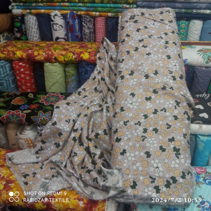 KAIN KATUN RAYON PREMIUM IMPORT MOTIF BUNGA KECIL PUTIH COKSU