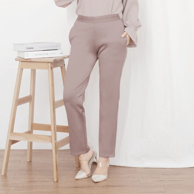 KODE X65A Femme Outfit  Olivia Pants Part 1 Celana Kantor Wanita