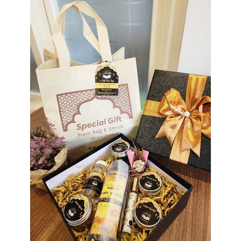 

PAKET OLEH-OLEH HAJI DAN UMROH | PAKET PREMIUM UMROH GIFT