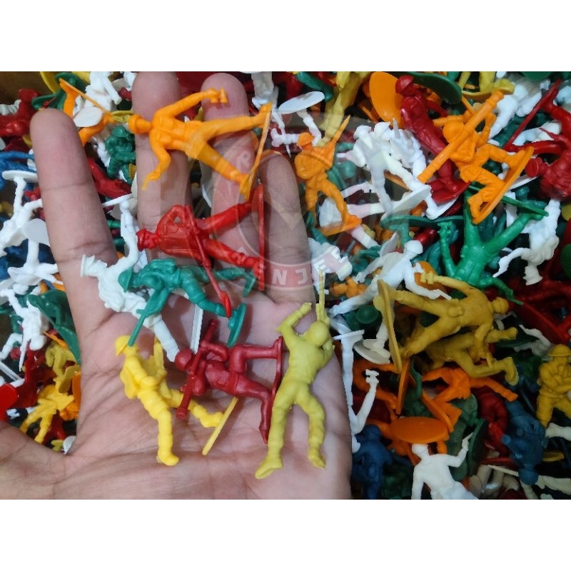 (Paket 500 Gram) Mainan Anak Action Figure Plastik Tentara Patungan Plastik