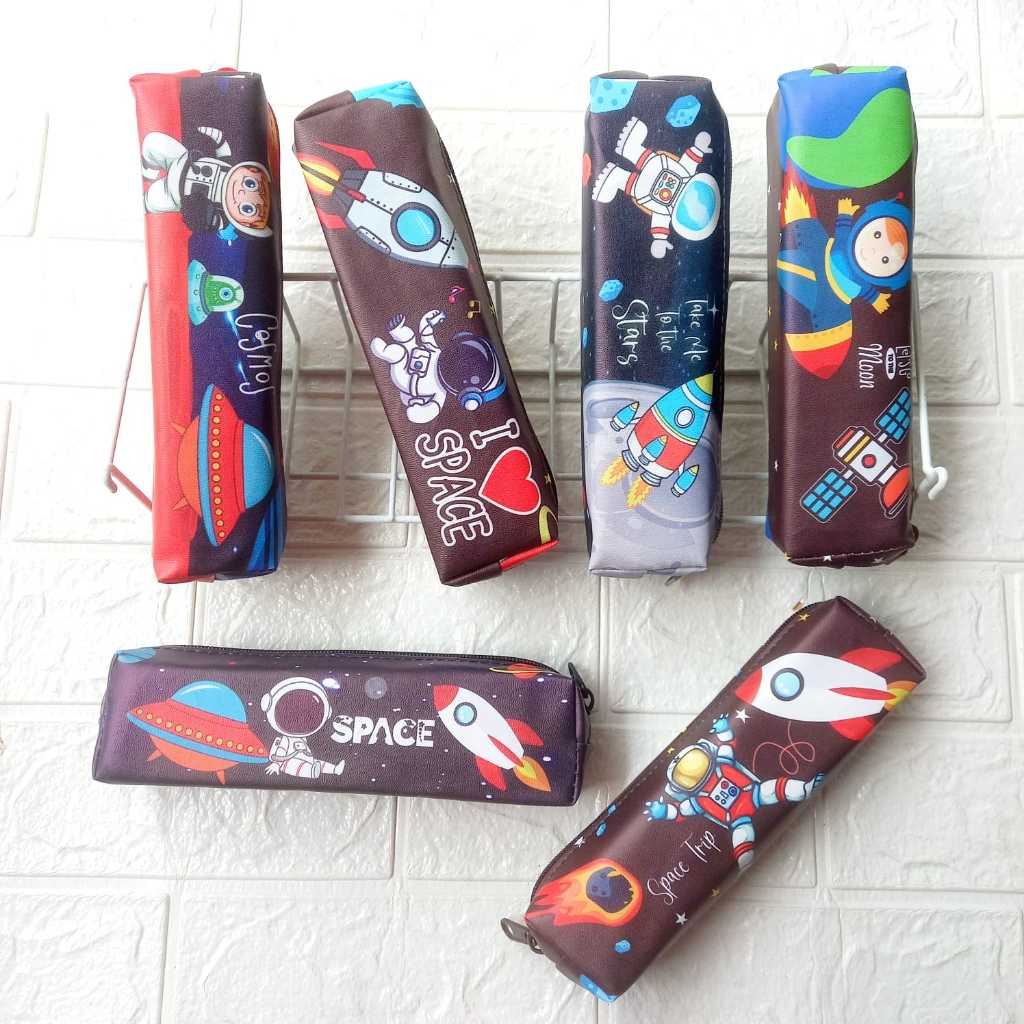 

Tempat Pensil Kotak Pensil Mini Karakter Astronot Lucu