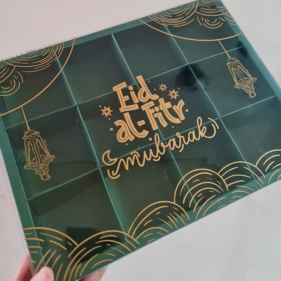10pcs Dus Mika Idul Fitri Sekat 12 Mika Tulisan Emas Eid Al Fit Dus Hijau Tua Dus Brownies Pie Susu 