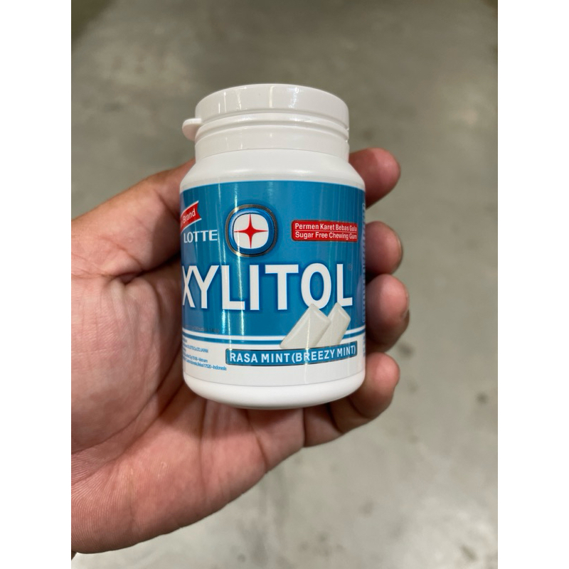 

Xylitol - Permen Karet Bebas Gula - Xylitol Brezzy Mint Botol 58g maribeli91
