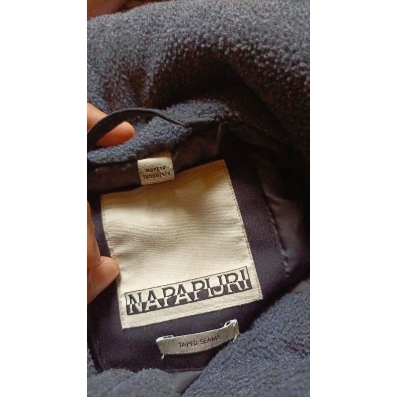 NAPAPIJRI skido jaket black outdor 100% ORIGINAL