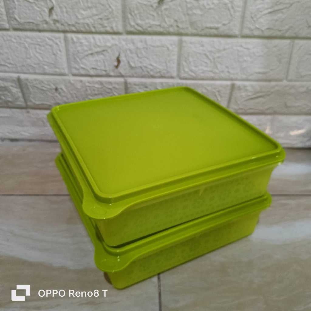 Tupperware mosaic snack store kapasitas 2.9 liter harga per 1 pcs