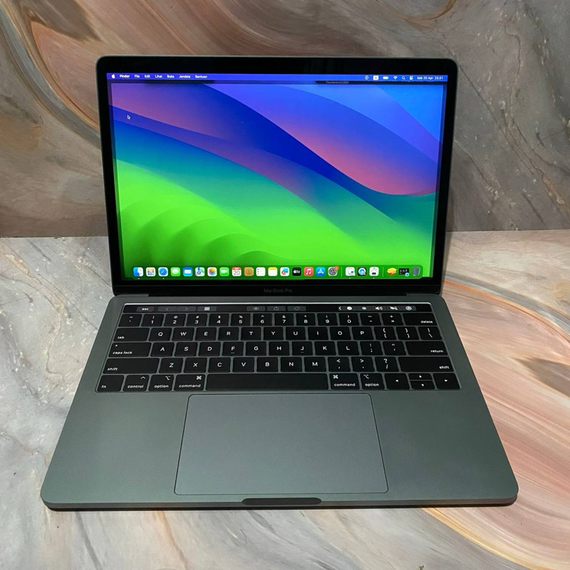 macbook pro 2018 touchbar