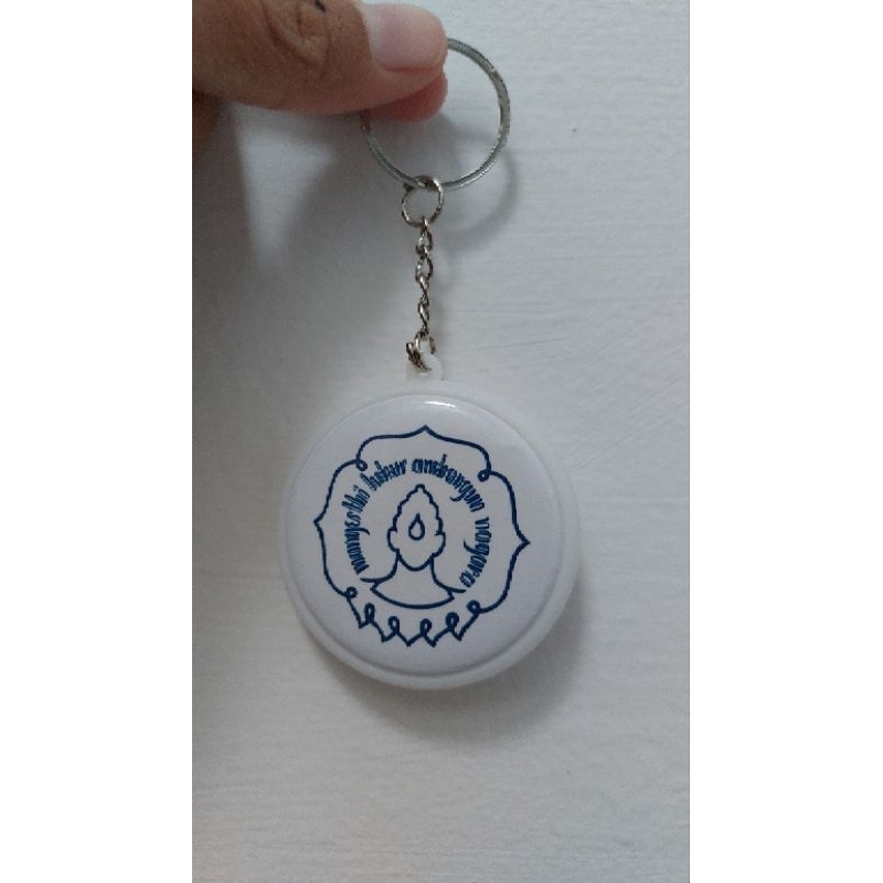 Gantungan Kunci Universitas Sebelas Maret 2 sisi