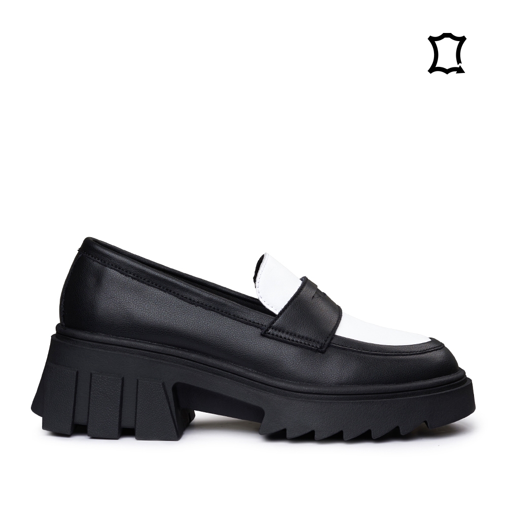 Prabu - Malika White Black Sepatu Chunky Slip on Wanita - Putih Hitam