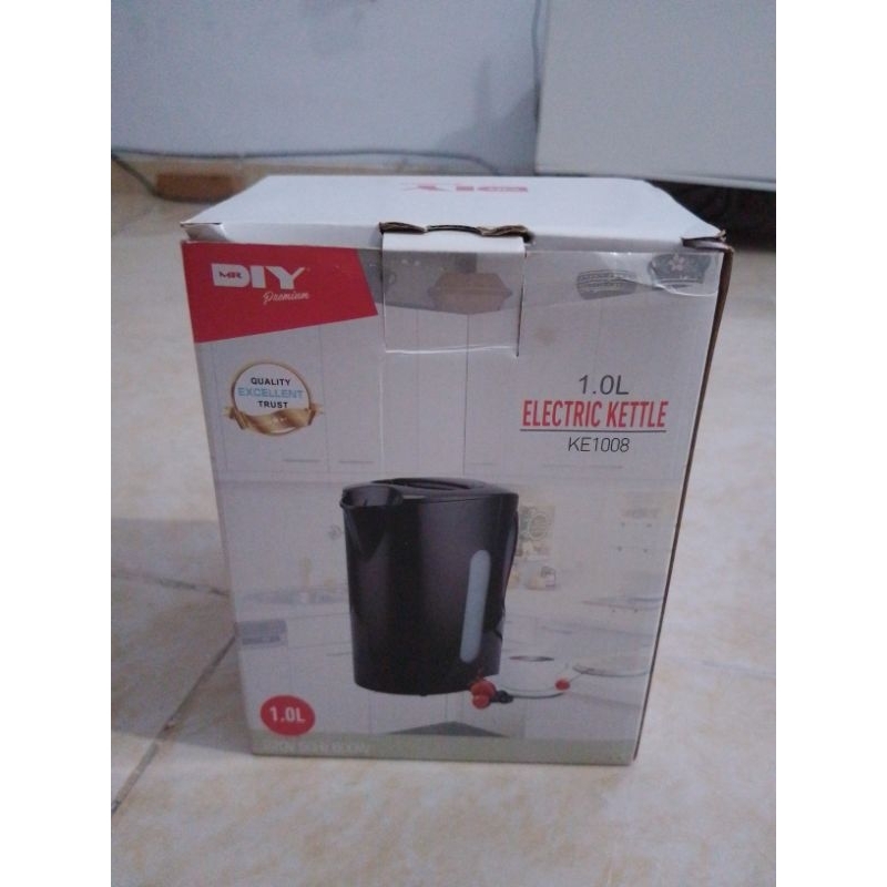 Teko listrik Mr. DIY