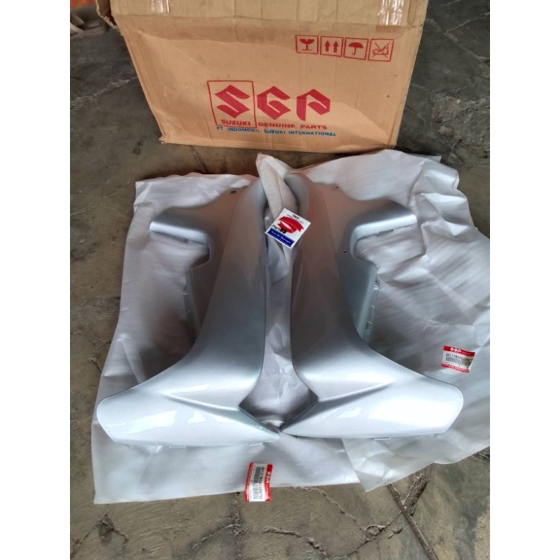 sayap legsild tebeng luar kanan kiri set silver suzuki smash lama 110 original