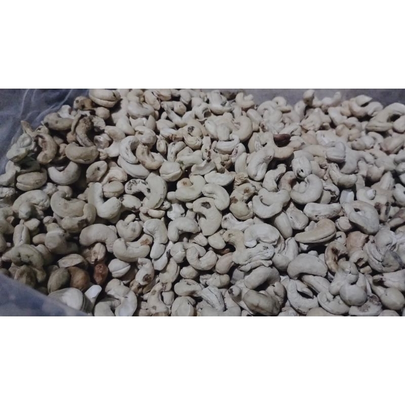 

Mente Mentah Utuh grade b berat 1 kg