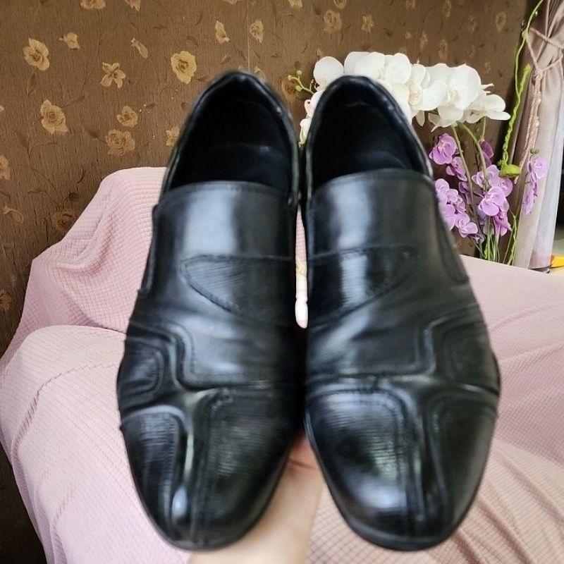 Sepatu Pierre Cardin ORI Preloved