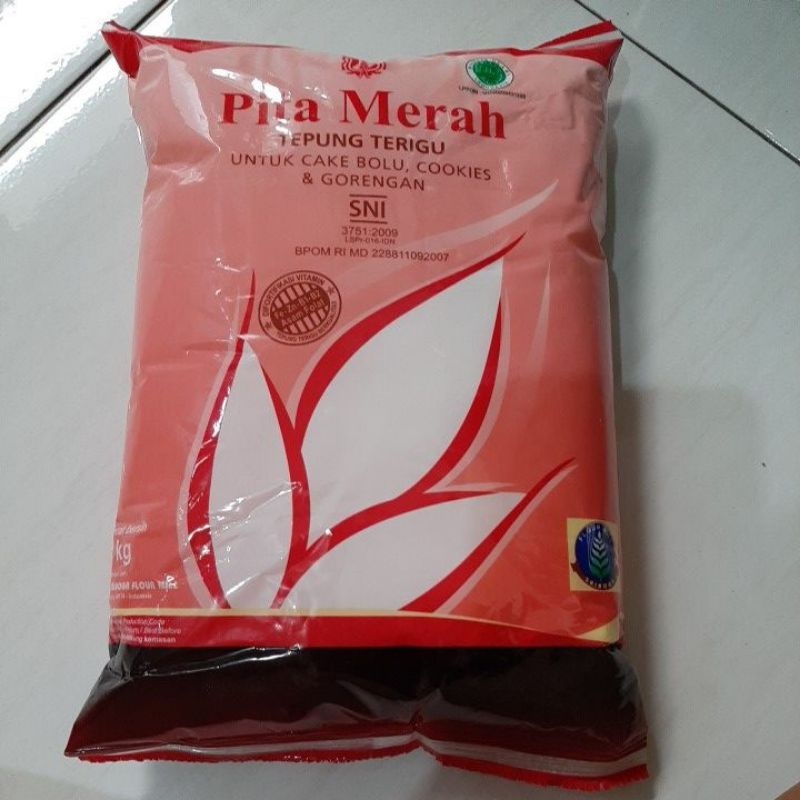

TEPUNG TERIGU PITA MERAH 1 KG