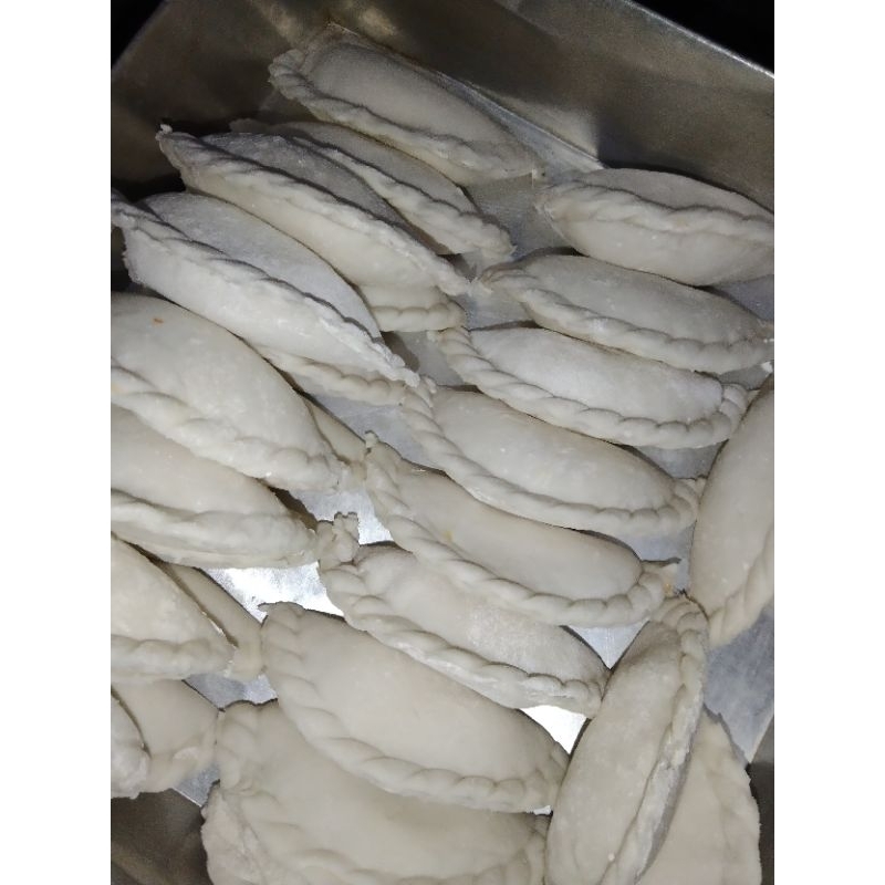 

cireng ayam | cireng sosis | cireng keju | cireng ayam suwir pedas