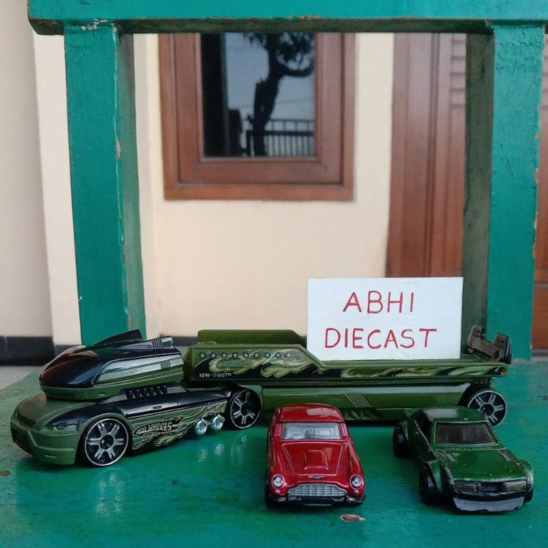 Hotwheels pavement pounders trailer towing diecast hot wheels truck trailer towing