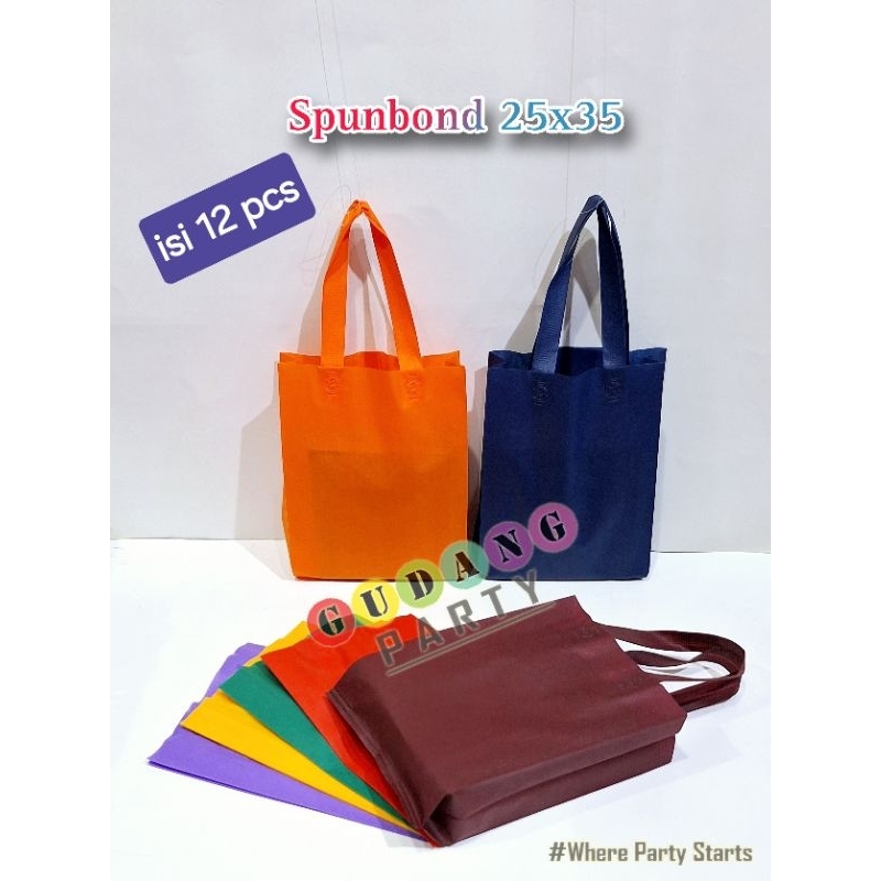 

Spunbond Press 25x35 Tas Goodie Bag Handle Serbaguna Tas Bingkisan