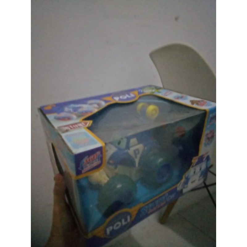 Robo car poli