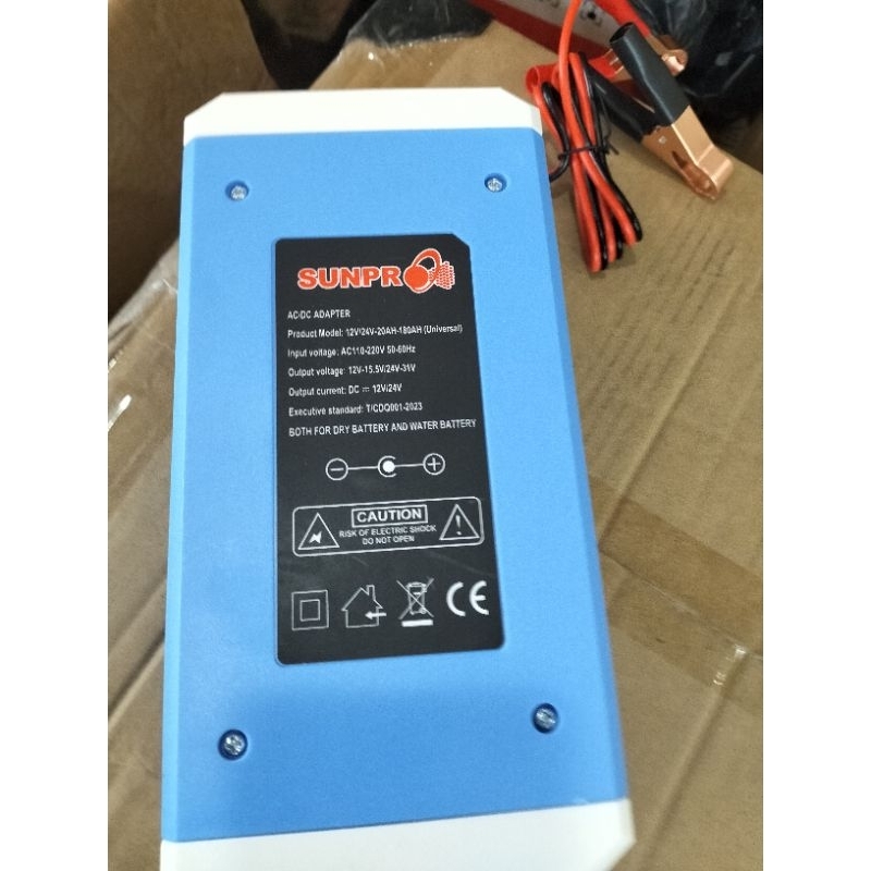 Smart Charger accu mobil dan motor 12V / 24V 20AH - 180AH Casan Aki Universal Otomatis