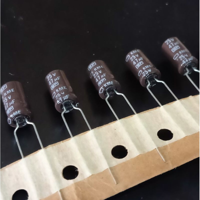 Elco bipolar 47uf 25V Capasitor Bipolar 47uf 25V