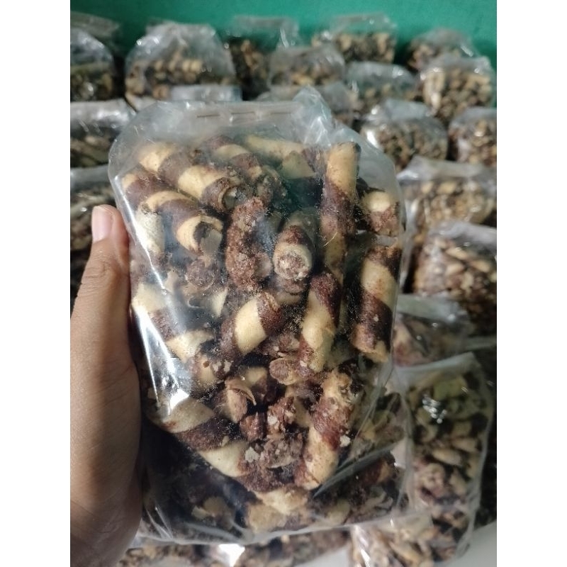 

remukan/patahan astor full coklat 1kg