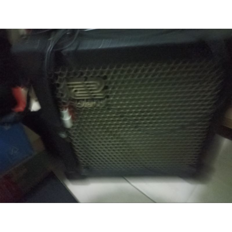 ampli gitar roland cube 15XL normal mantab
