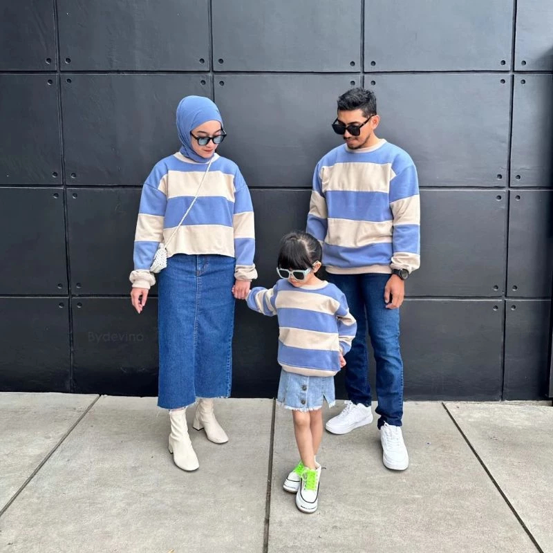 SWEATER STRIPE OVERSIZE CROP DAN BASIC - SWEATER GARIS DUA WARNA