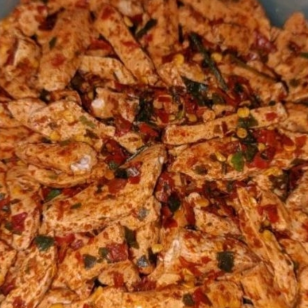 

Basreng pedas krupuk lumpia kulit pangsit seblak kering
