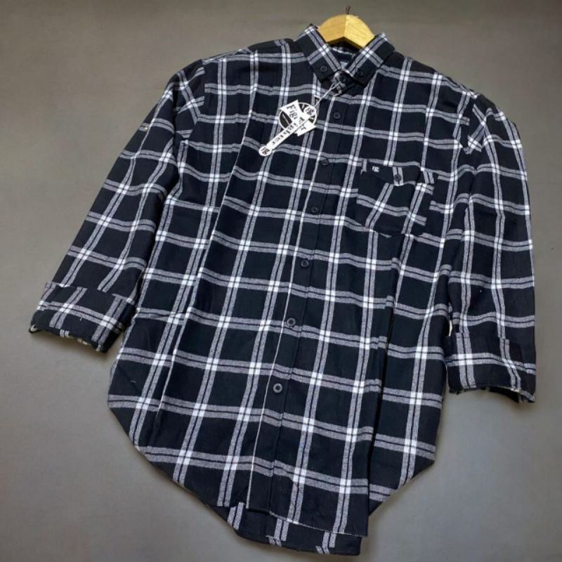 Flanel Hitam Garis Putih Oversize Jumbo XXL XXXL XXXXL
